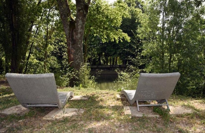 Gite Chez Madeleine Apartamento Louhans Exterior foto